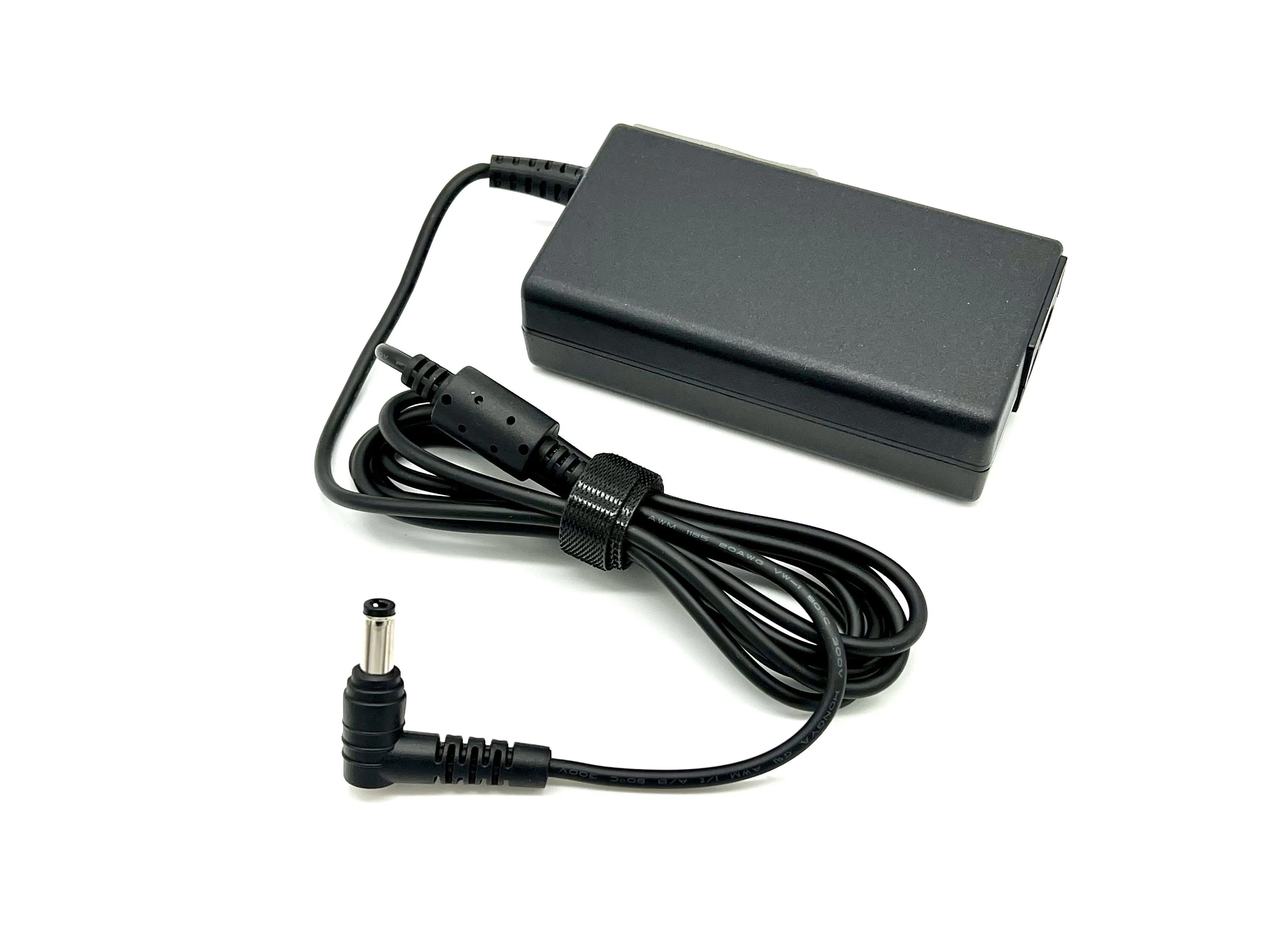 65W Ac Adapter For Toshiba And Fujitsu Laptops With 5.5Mm X 2.5Mm Connector Uk