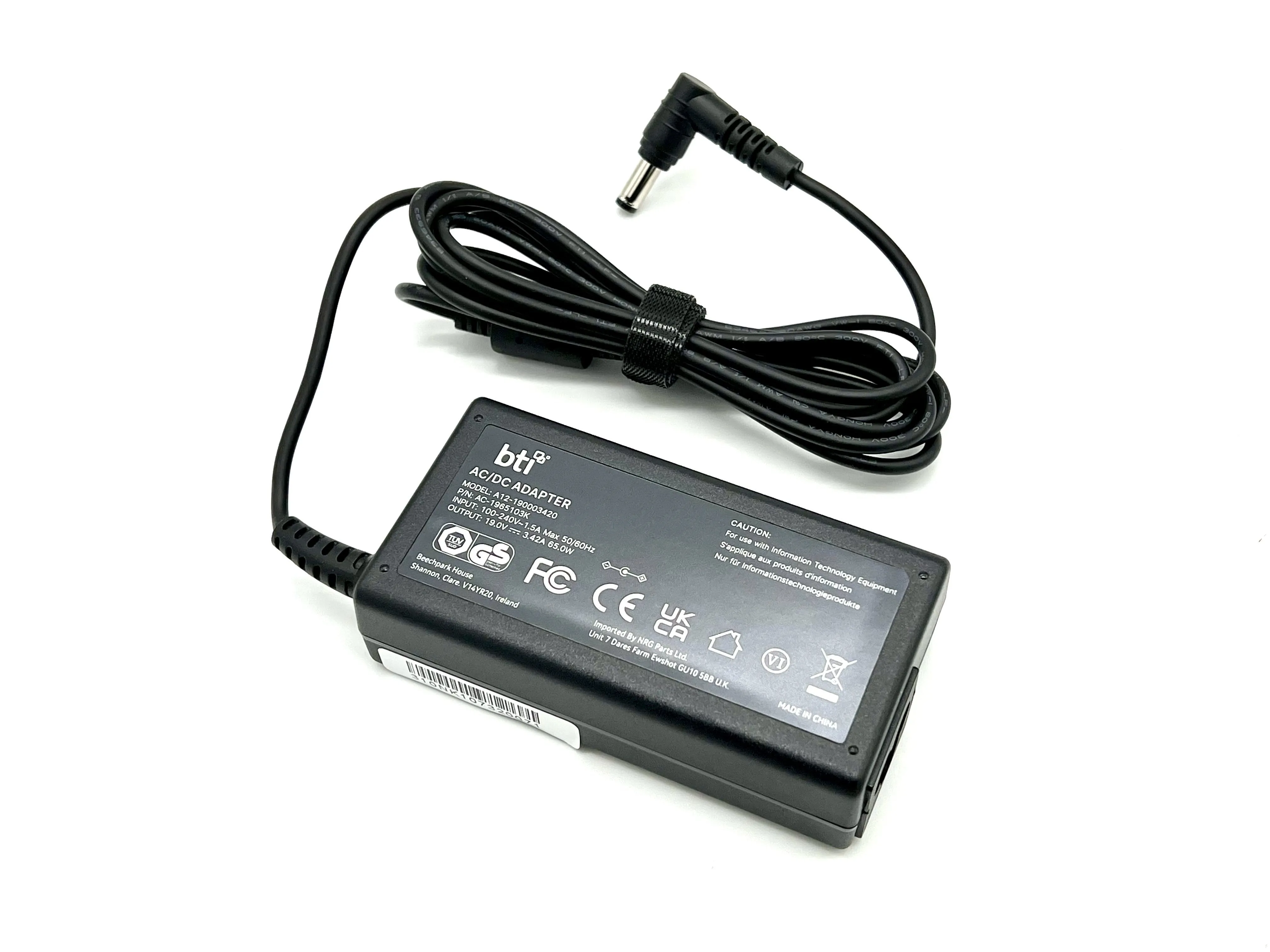 65W Ac Adapter For Toshiba And Fujitsu Laptops With 5.5Mm X 2.5Mm Connector Uk